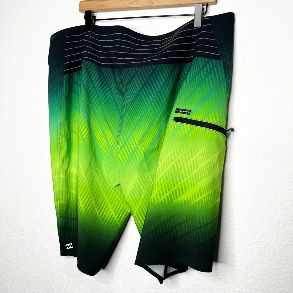 NWT Billabong Fluid Pro Swim Trunks Recycler Boardshorts 20